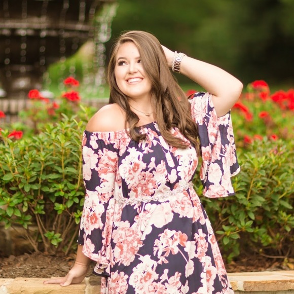 Meet your Posher, Ashleigh - Picture 1 of 1